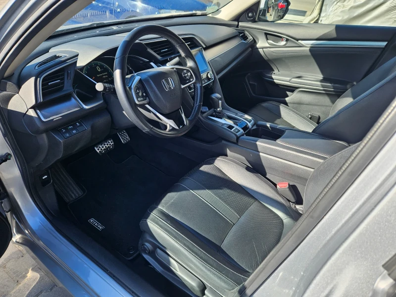 Honda Civic 1.5 Executive, снимка 8 - Автомобили и джипове - 48905563