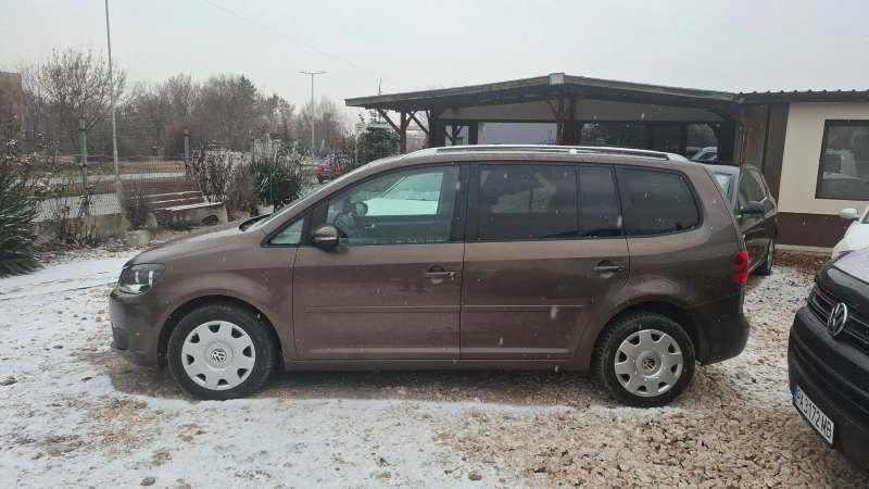 VW Touran 2.0 TDI, снимка 5 - Автомобили и джипове - 49169752