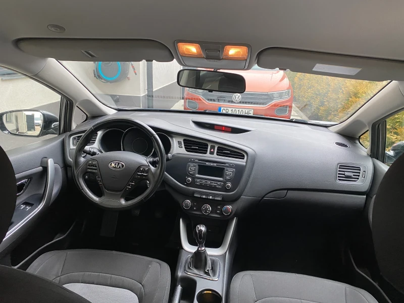 Kia Ceed 1, 6 Бензин , снимка 8 - Автомобили и джипове - 49173903