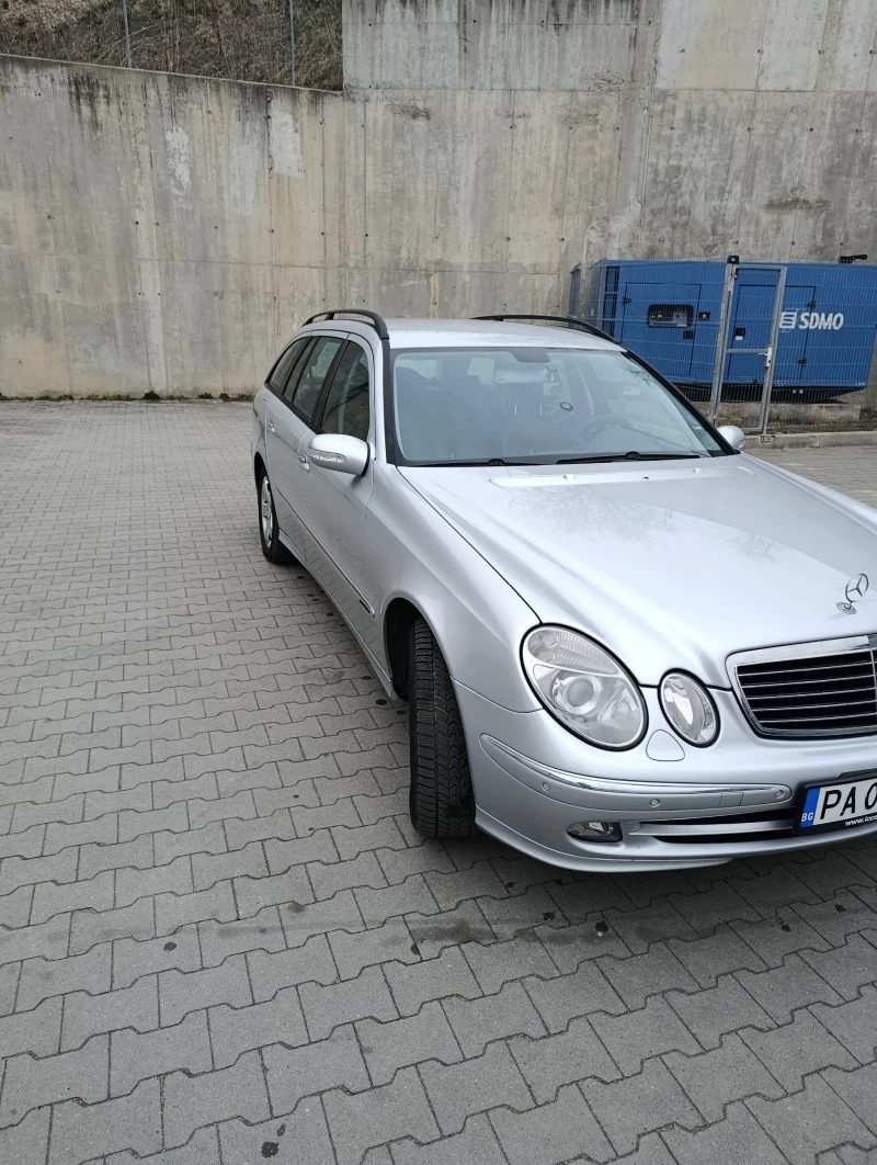 Mercedes-Benz E 280, снимка 3 - Автомобили и джипове - 49605176