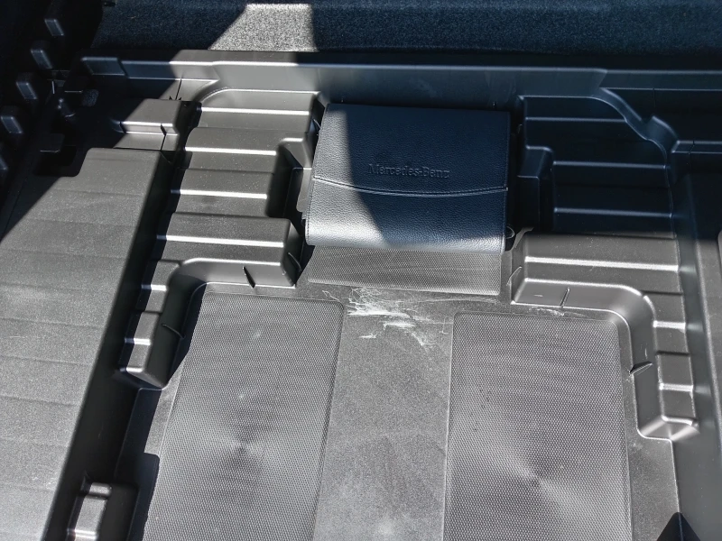 Mercedes-Benz E 350, снимка 15 - Автомобили и джипове - 52638280