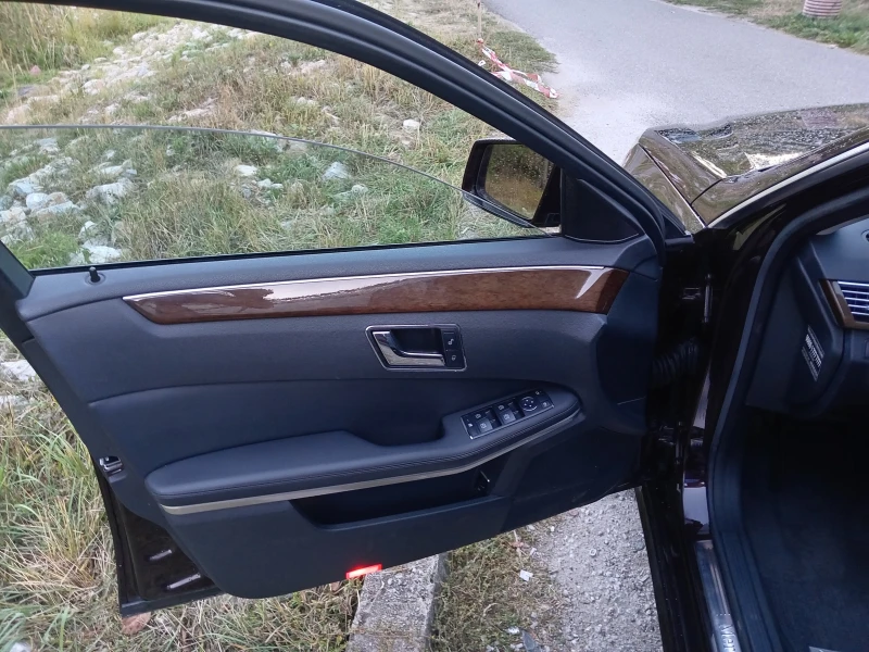 Mercedes-Benz E 350, снимка 9 - Автомобили и джипове - 52638280