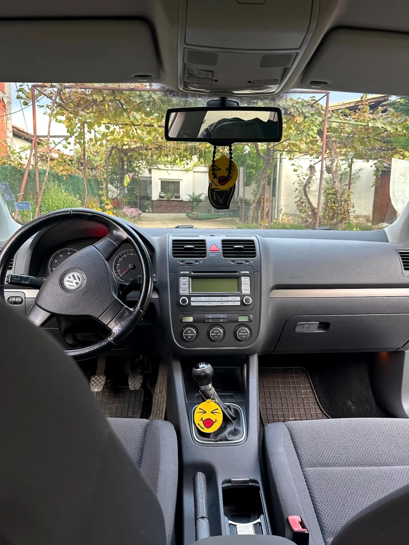 VW Golf 5, снимка 5 - Автомобили и джипове - 52044177