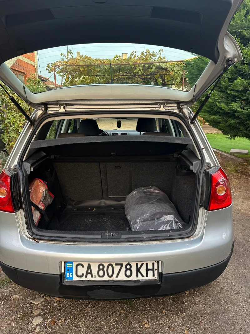 VW Golf 5, снимка 9 - Автомобили и джипове - 52044177