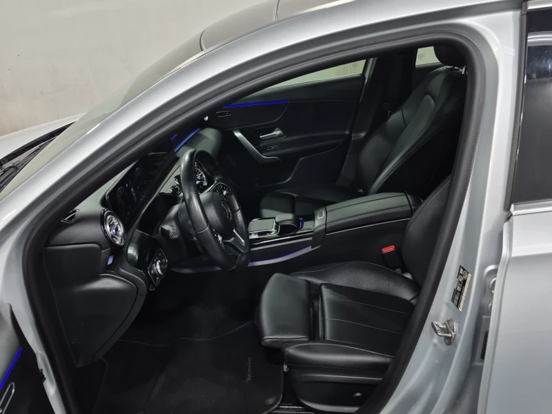 Mercedes-Benz A 250 AMG LINE/FULL DIGITAL/KEYLESS, снимка 8 - Автомобили и джипове - 52936342