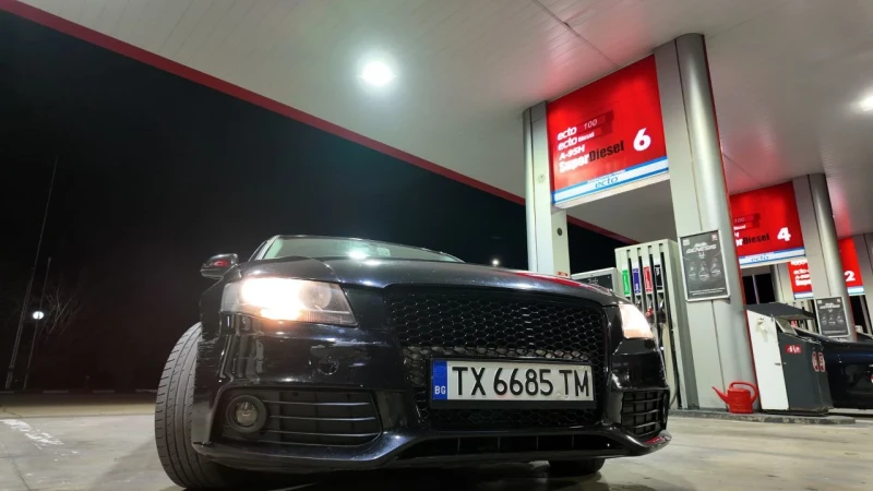 Audi A4, снимка 3 - Автомобили и джипове - 52999281