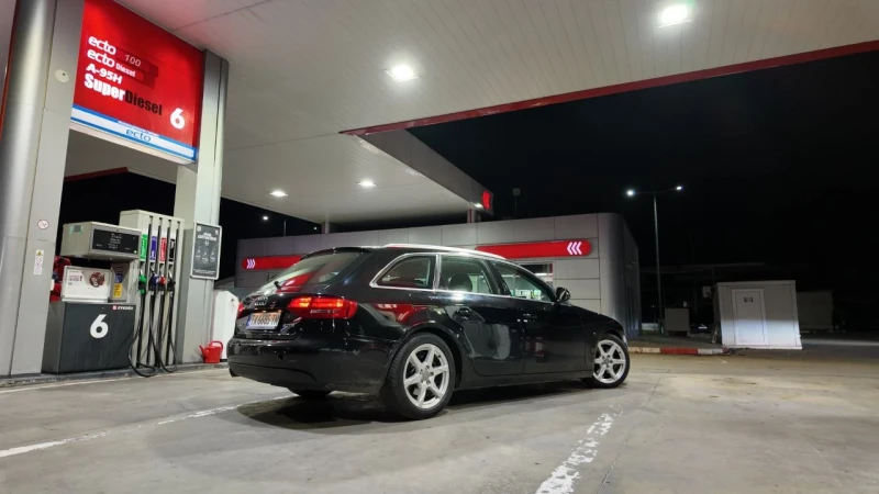 Audi A4, снимка 5 - Автомобили и джипове - 52999281