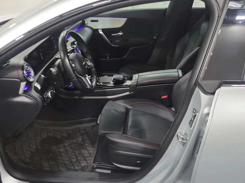 Mercedes-Benz CLA 250 AMG Line * CARFAX * ОПЦИЯ ЗА ФИНАНСИРАНЕ * , снимка 9 - Автомобили и джипове - 53161921