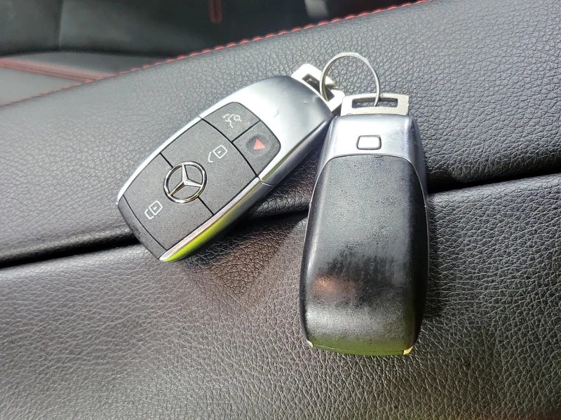 Mercedes-Benz CLA 250 AMG Line * CARFAX * ОПЦИЯ ЗА ФИНАНСИРАНЕ * , снимка 13 - Автомобили и джипове - 53161921