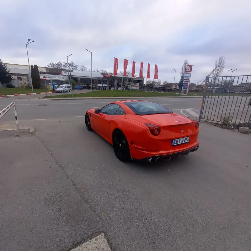 Ferrari California California T, снимка 6 - Автомобили и джипове - 53277211