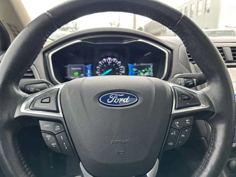 Ford Fusion * Titanium HEV * CARFAX * ЦЕНА ДО БГ, снимка 12 - Автомобили и джипове - 53343031