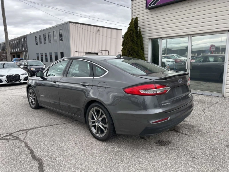 Ford Fusion * Titanium HEV * CARFAX * ЦЕНА ДО БГ, снимка 4 - Автомобили и джипове - 53343031