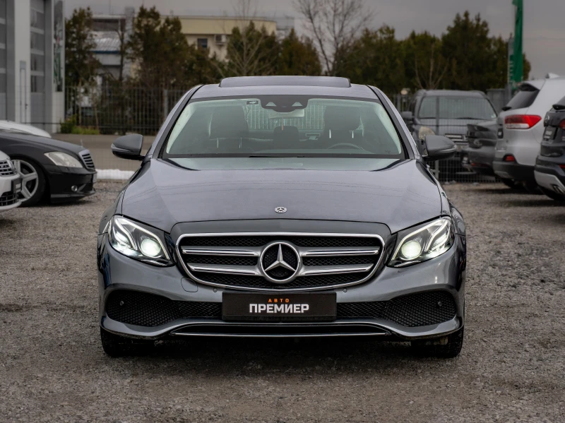 Mercedes-Benz E 220 CDI-ПЕРФЕКТЕН-6М.ГАРАНЦИЯ-РЕАЛНИ КМ., снимка 2 - Автомобили и джипове - 53382344