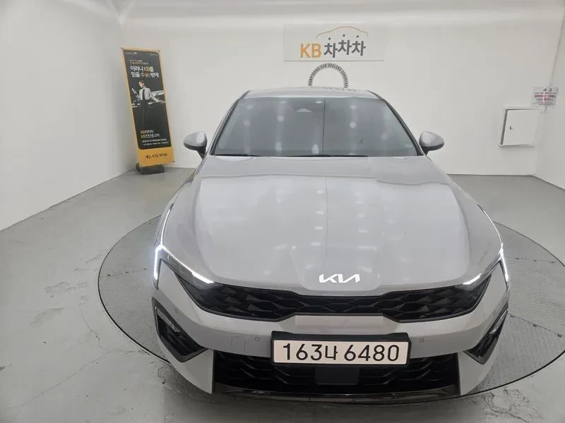 Kia K5 2.0 Lpi, снимка 3 - Автомобили и джипове - 54999995
