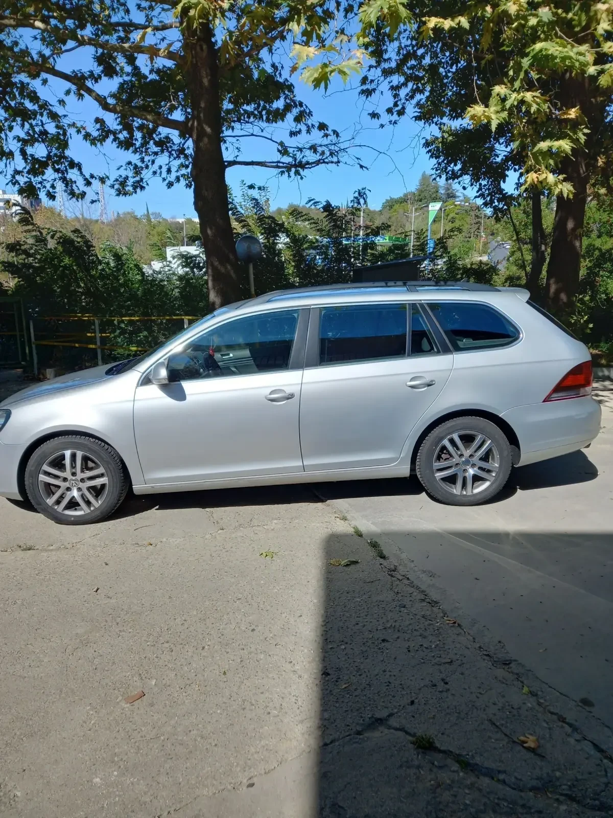 VW Golf 2.0tdi DSG - изображение 4