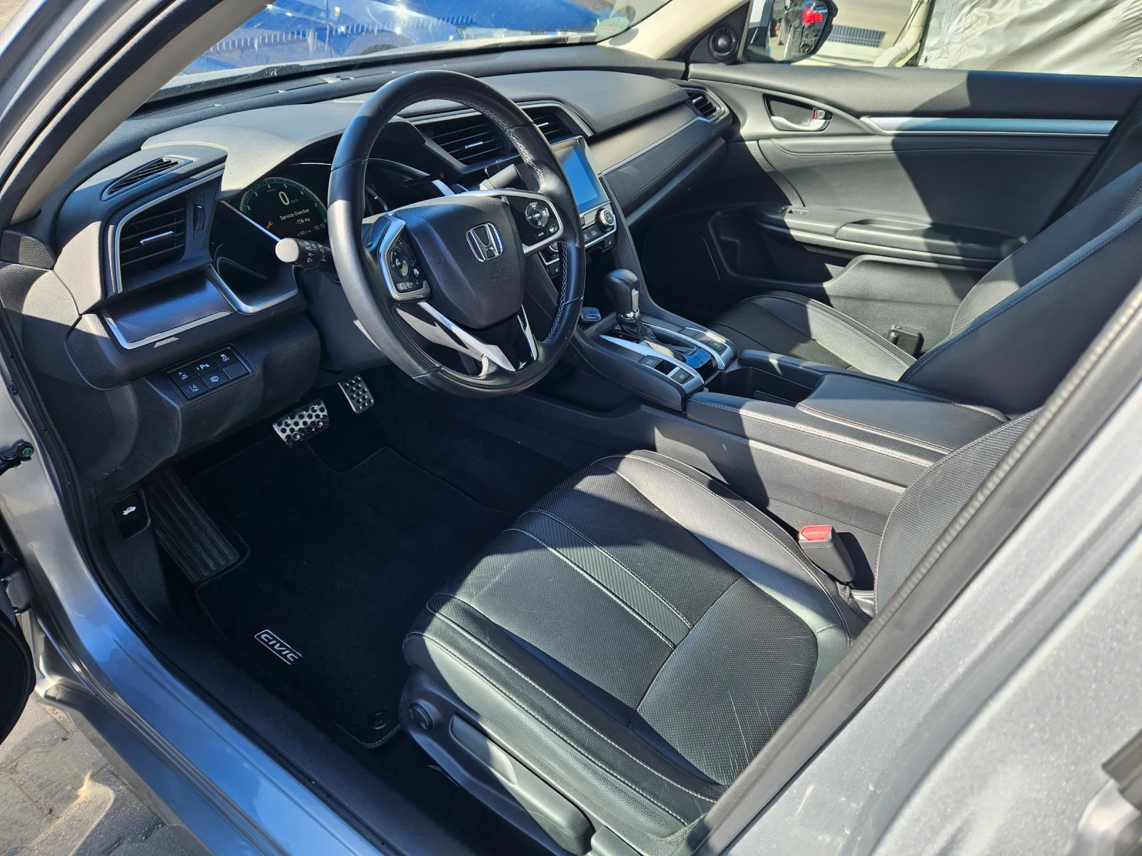 Honda Civic 1.5 Executive - изображение 9