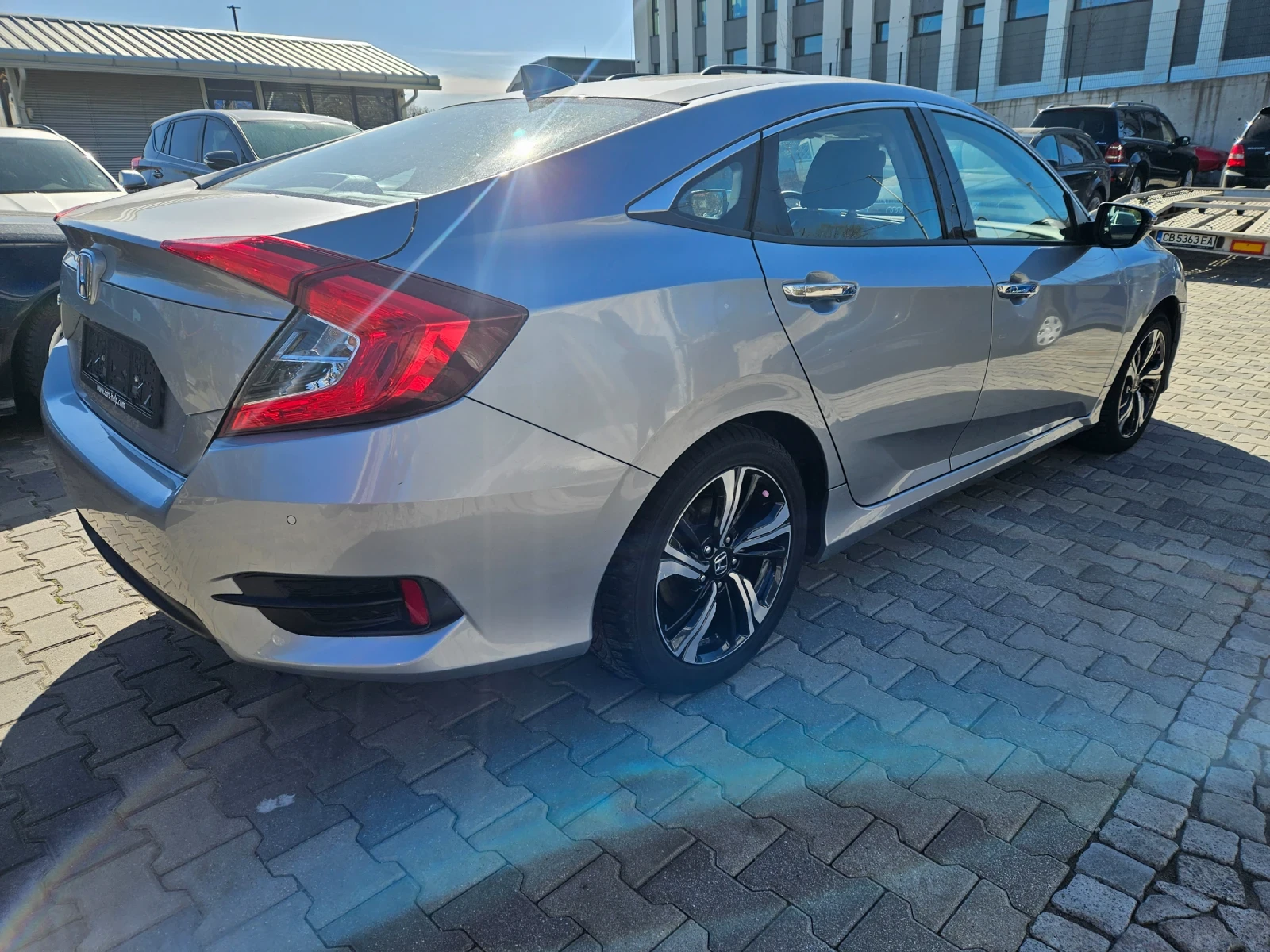 Honda Civic 1.5 Executive - изображение 5