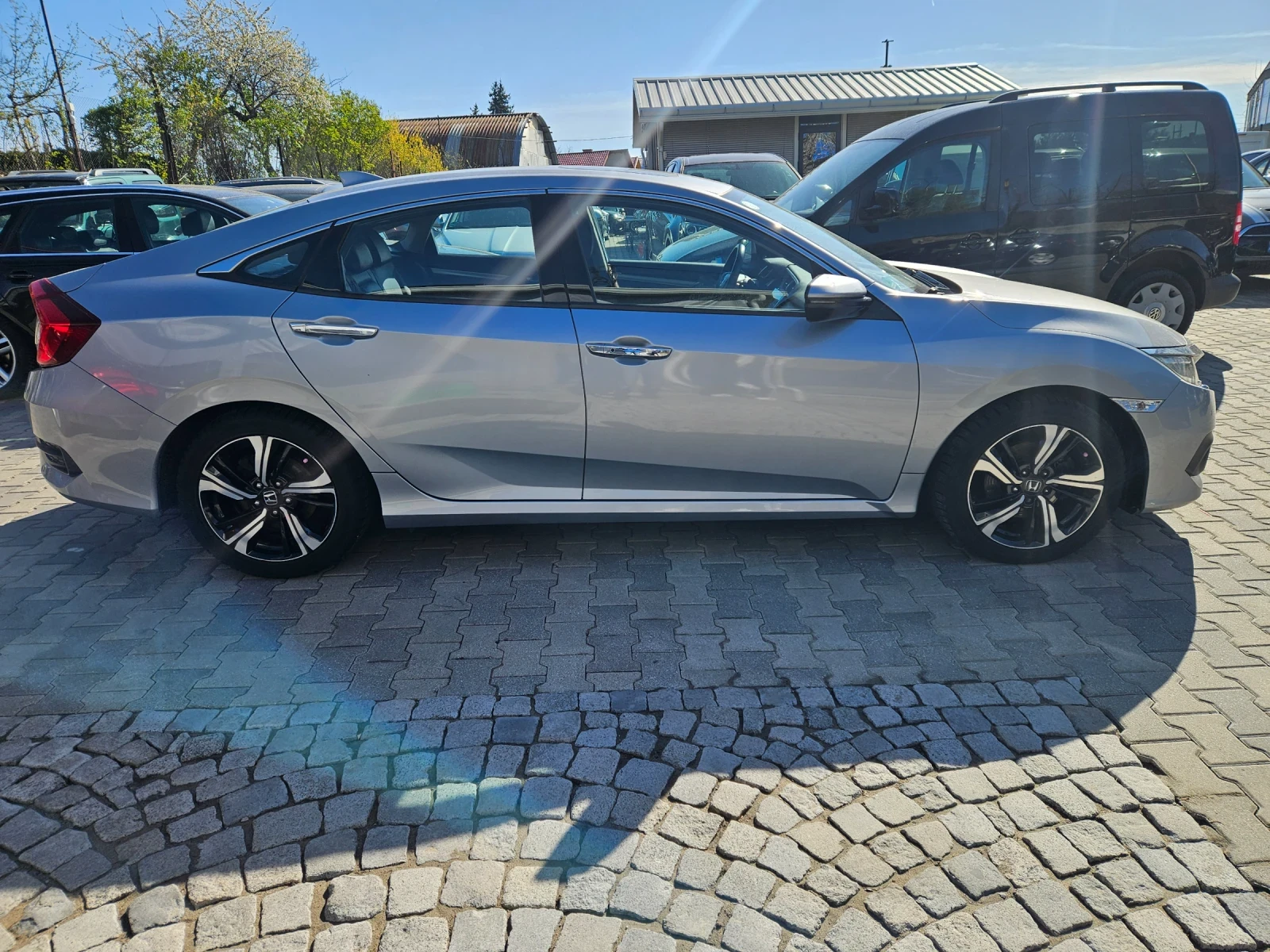 Honda Civic 1.5 Executive - изображение 4