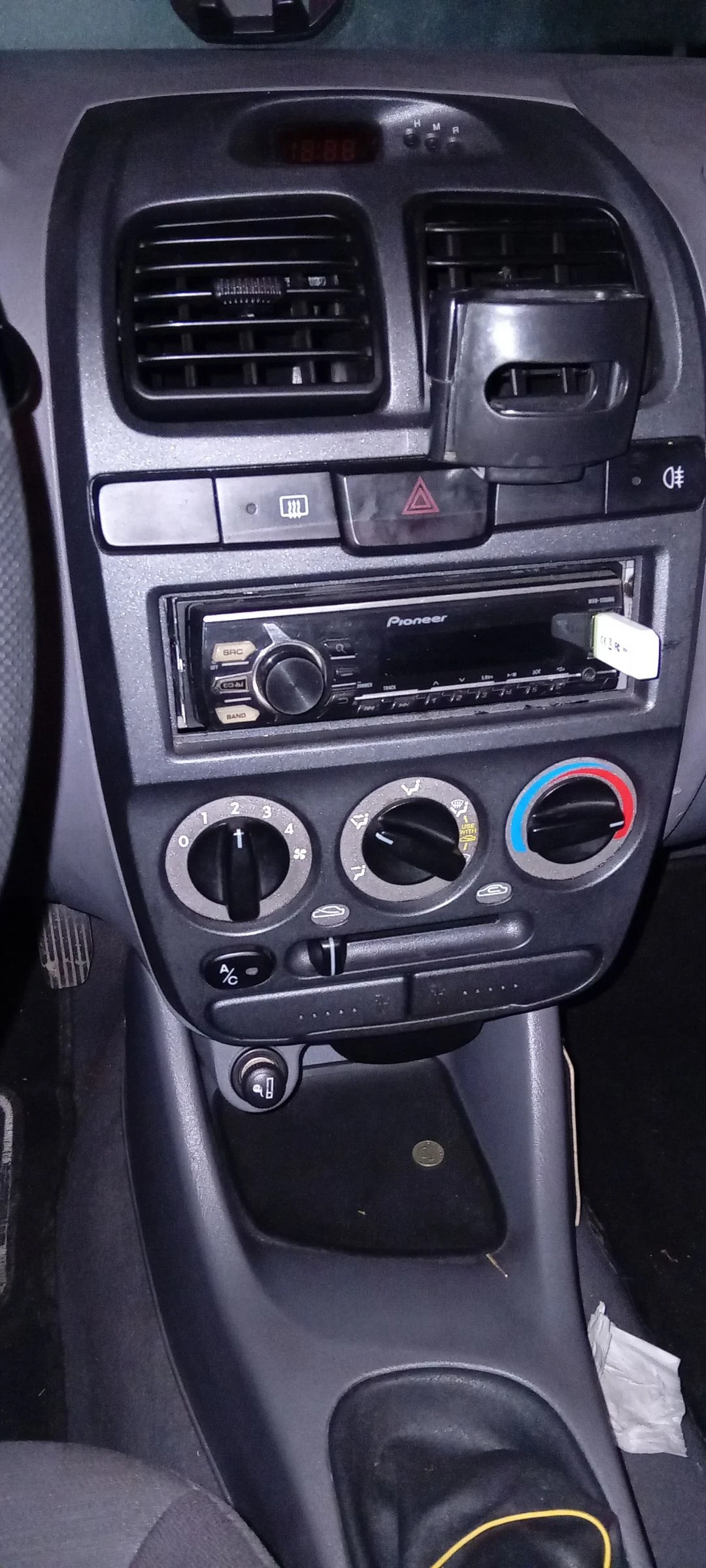 Hyundai Accent  - изображение 10
