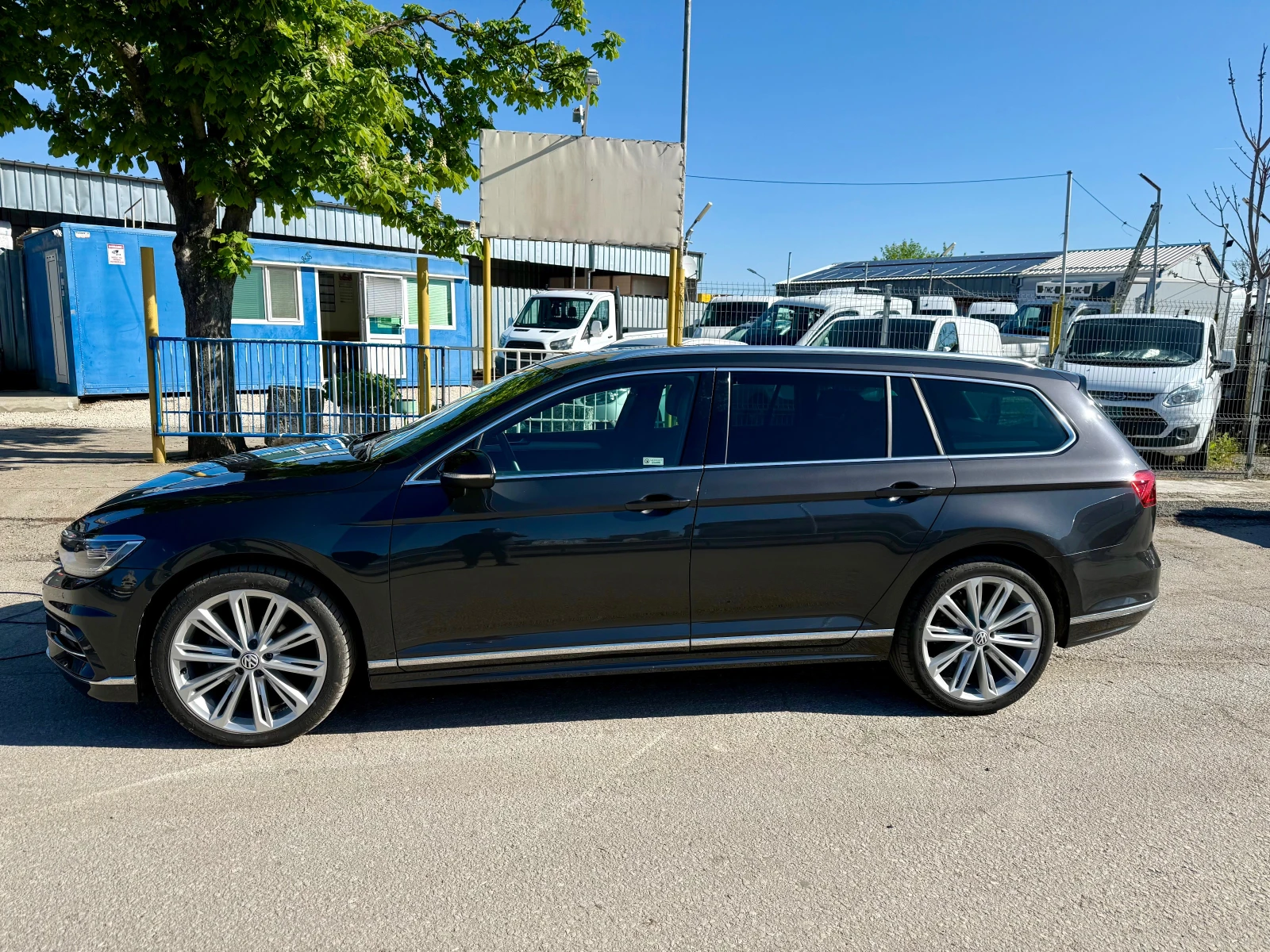 VW Passat 2.0 TDI R-line Matrix LED Digital - изображение 2