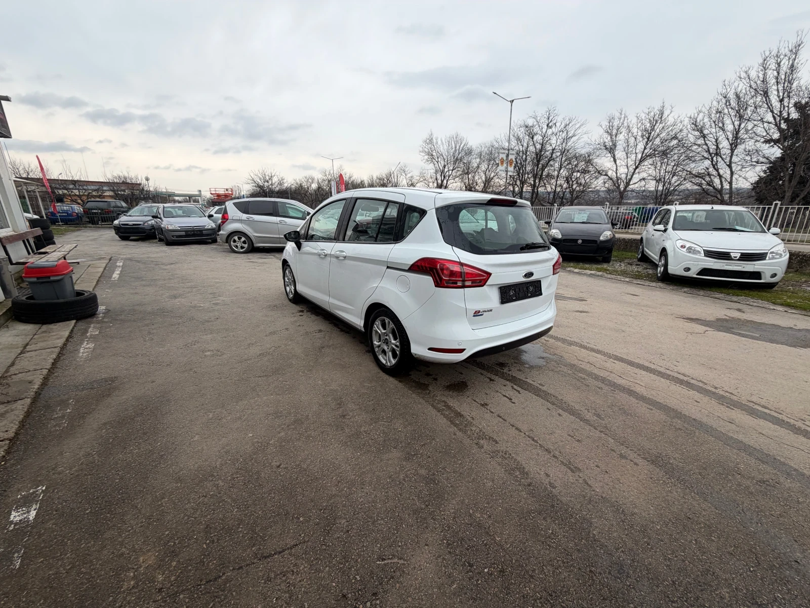 Ford B-Max 1.4i-LPG, снимка 3 - Автомобили и джипове - 51476908
