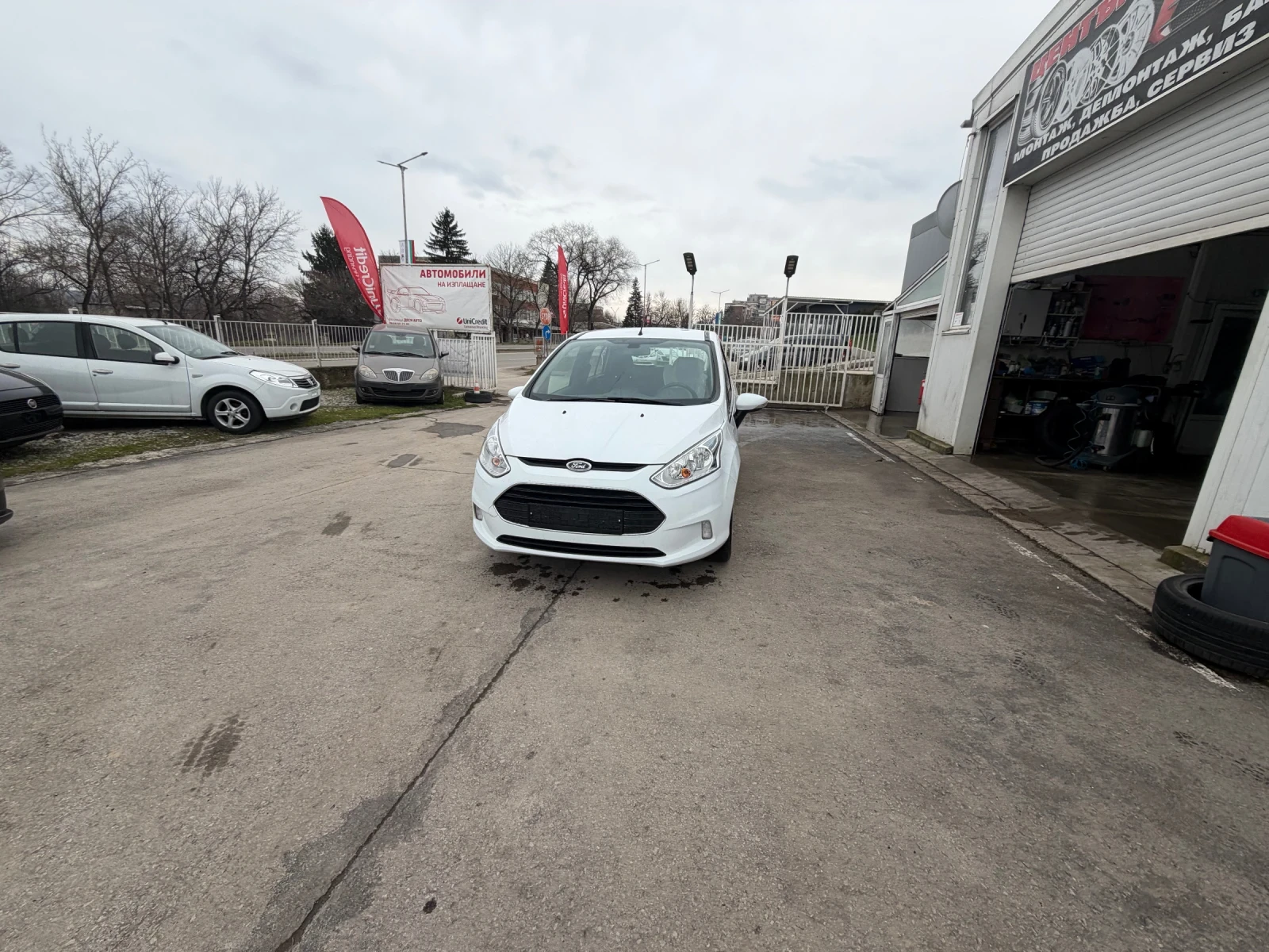 Ford B-Max 1.4i-LPG, снимка 2 - Автомобили и джипове - 51476908