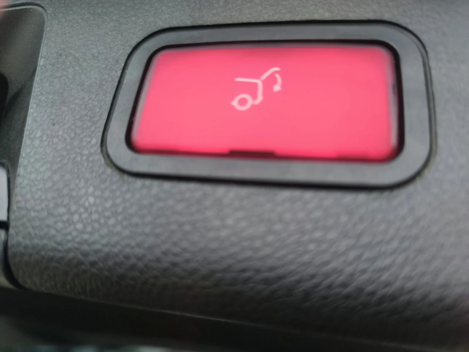 Mercedes-Benz C 220 AVANTGARDЕ* ЕЛ БАГАЖНИК* КОЖА* НАВИГАЦИЯ* ПОДГРЕВ* - изображение 9