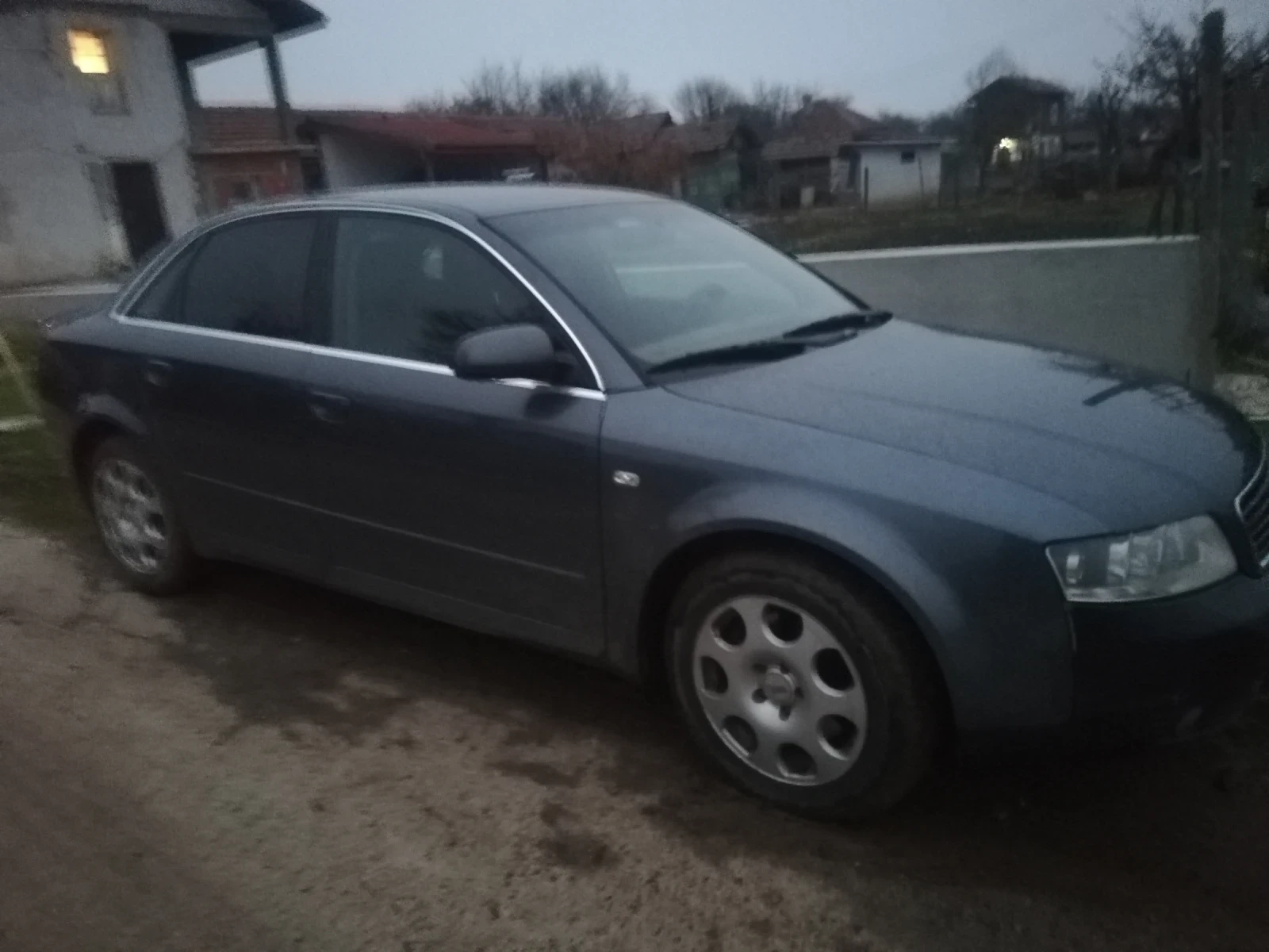 Audi A4  - изображение 4