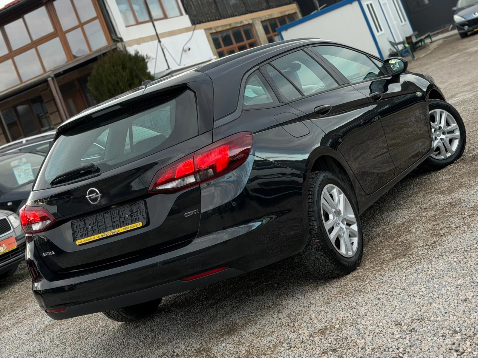 Opel Astra 1.6CDTI 136кс 6с CarPlay ПОДГРЕВ/+ НА ВОЛАНА FULL  - изображение 6