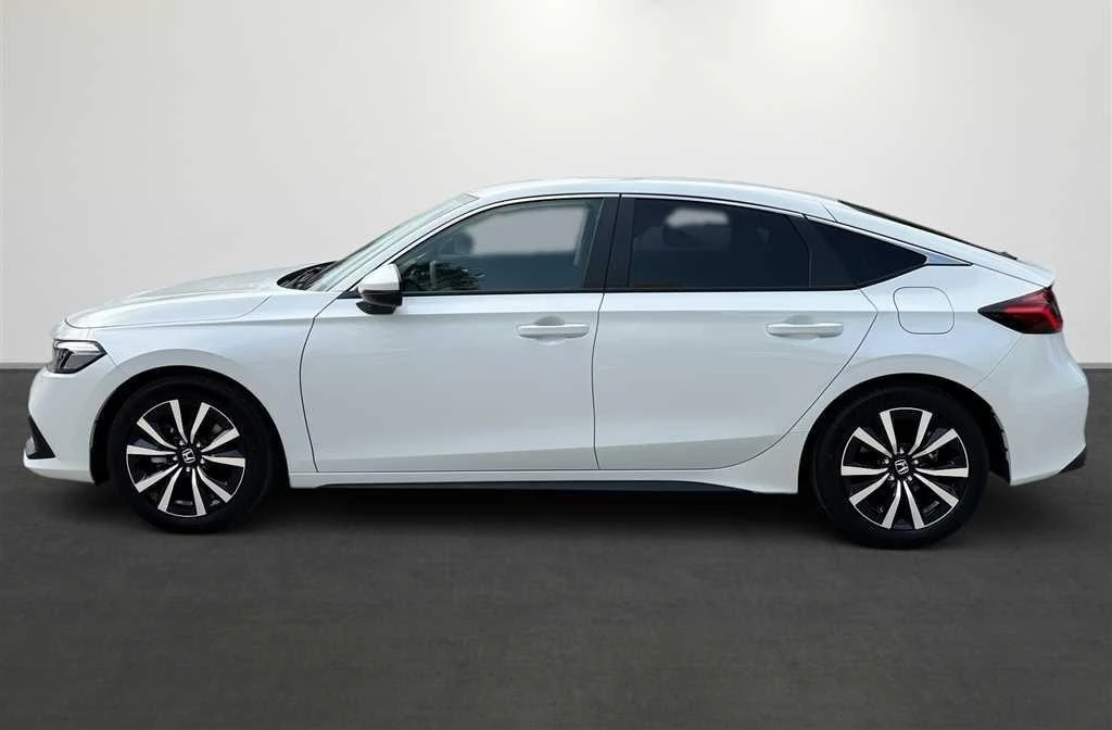 Honda Civic 2.0* ELEGANCE* CAM* LED* DISTR* CARPLAY*  - изображение 6