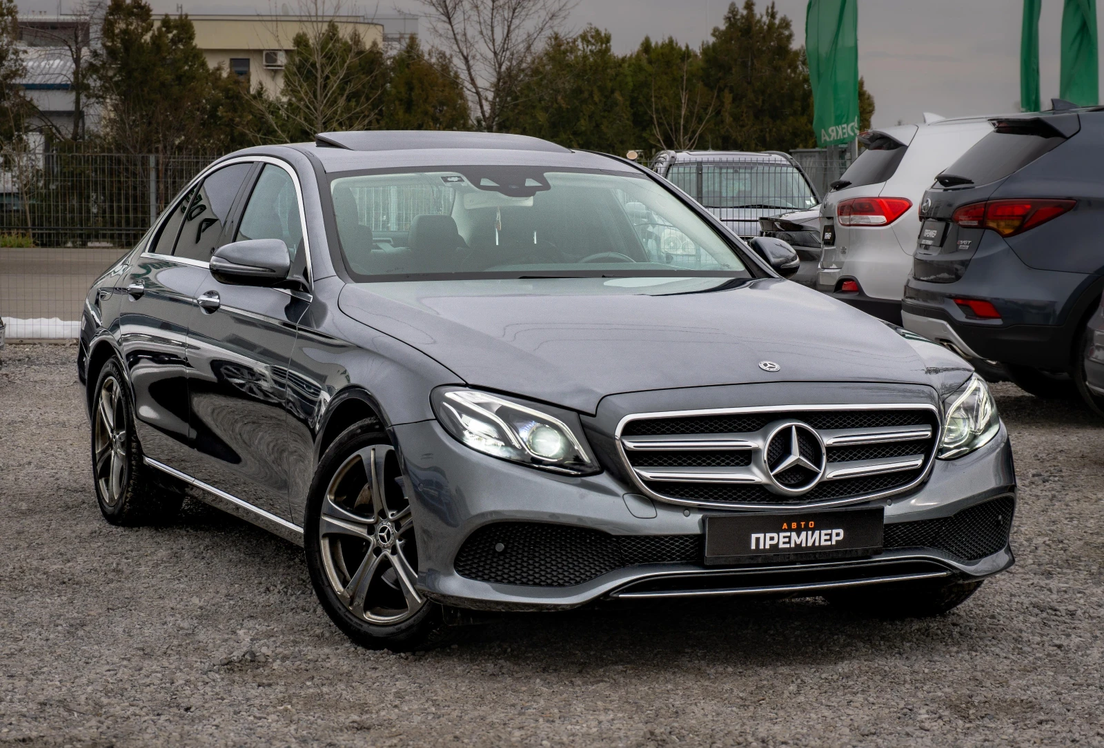 Mercedes-Benz E 220 CDI-ПЕРФЕКТЕН-6М.ГАРАНЦИЯ-РЕАЛНИ КМ. - изображение 3