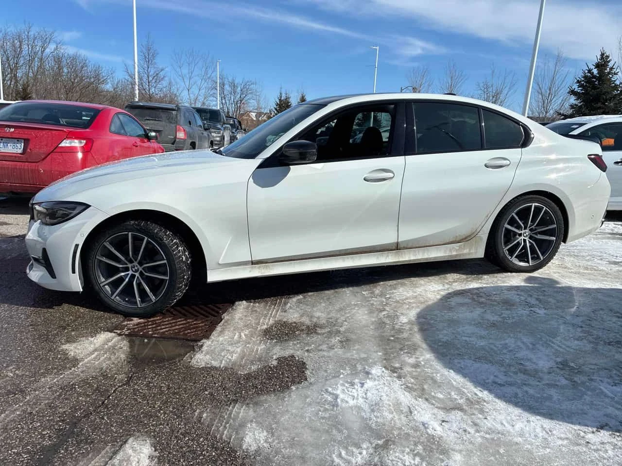 BMW 330 *  xDrive * CARFAX * 360 * ГУМИ * ГЕНЕРАЦИЯ - изображение 2