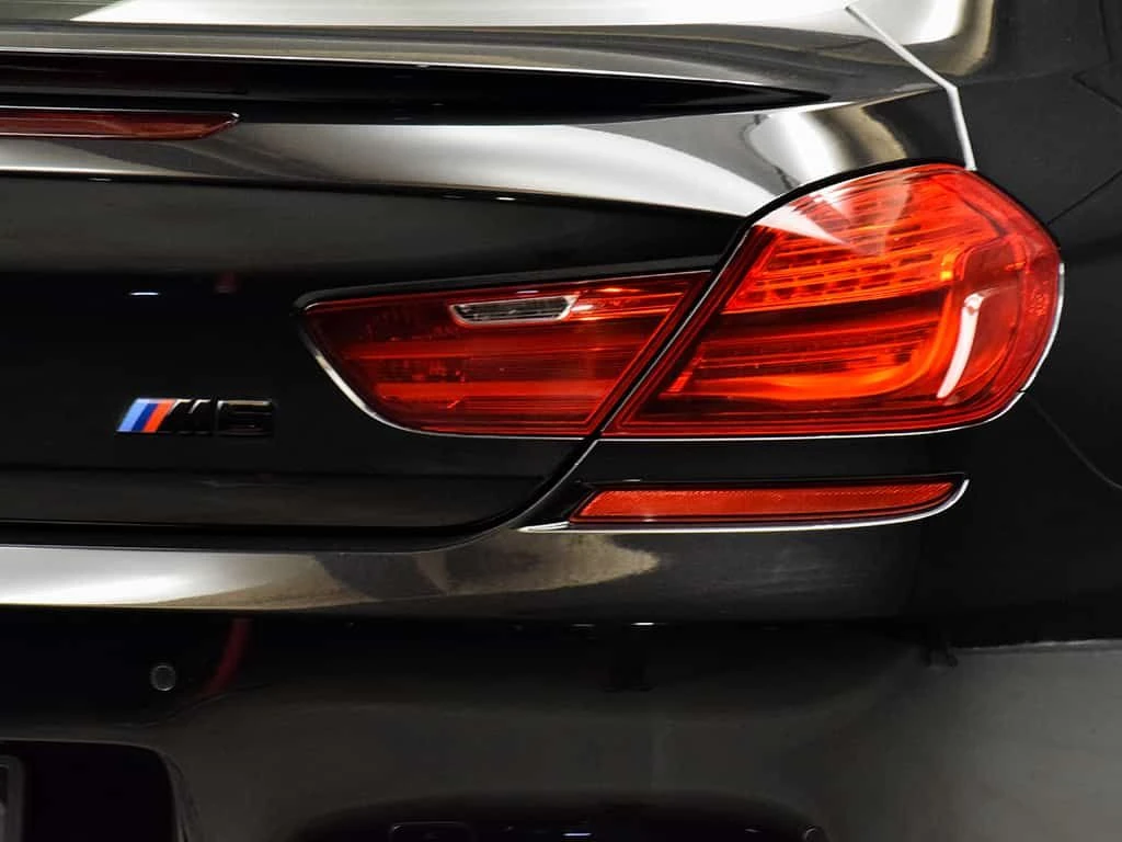 BMW M6 * Individual Interior Loaded with options! * CARFA - изображение 8