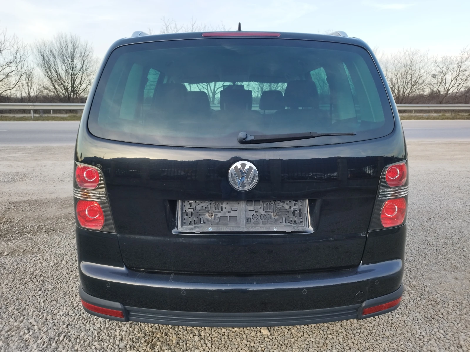 VW Touran 2.0 Tdi BMM CROSS - изображение 4