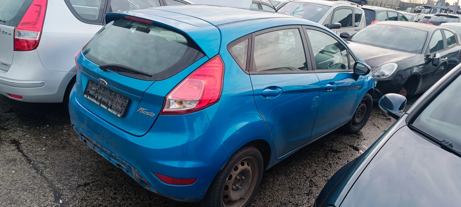 Ford Fiesta 1.6 TDCi, снимка 3 - Автомобили и джипове - 54065907