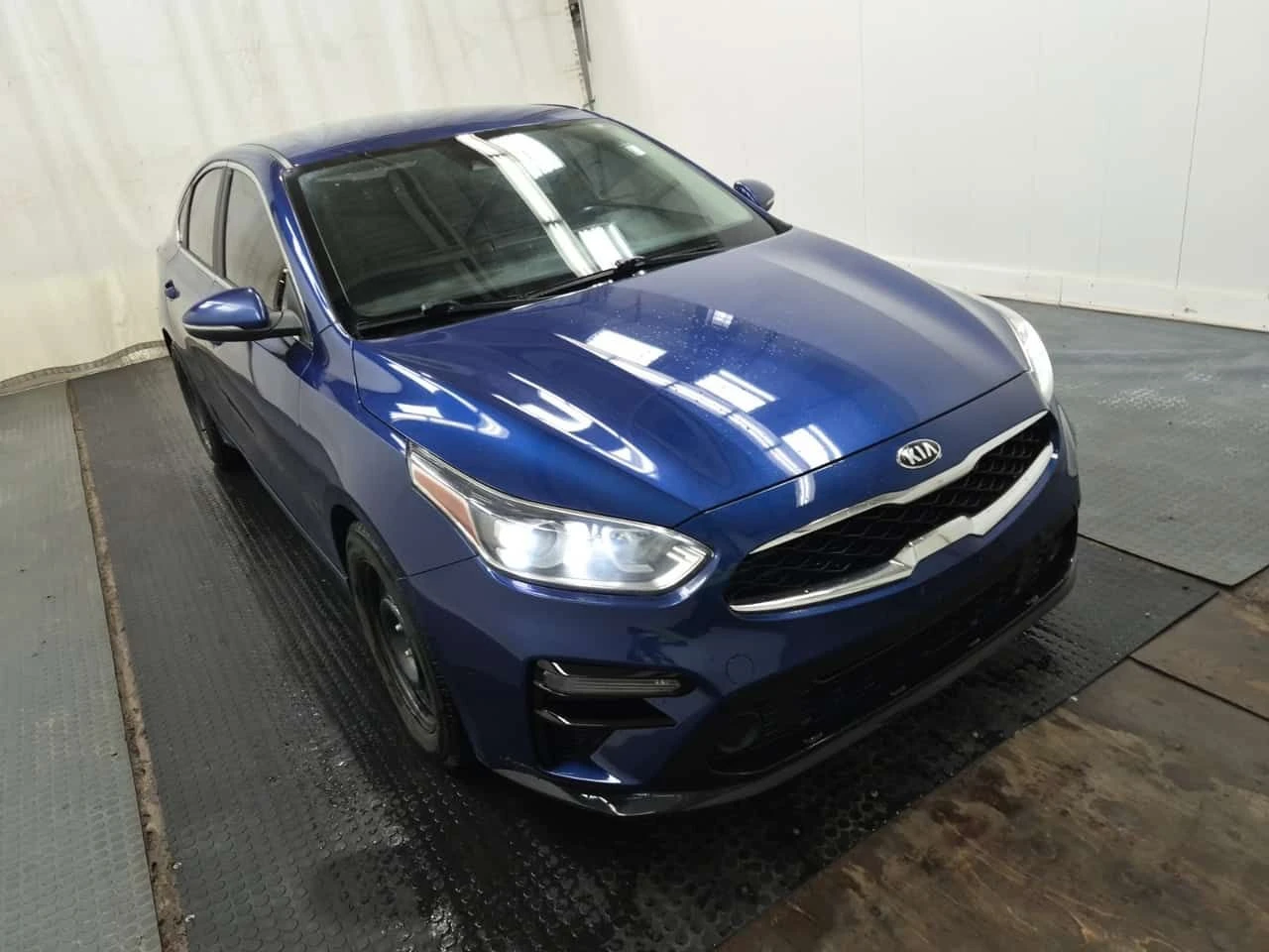 Kia Forte * EX * CARFAX * ЦЕНА ДО БГ, снимка 2 - Автомобили и джипове - 54740668