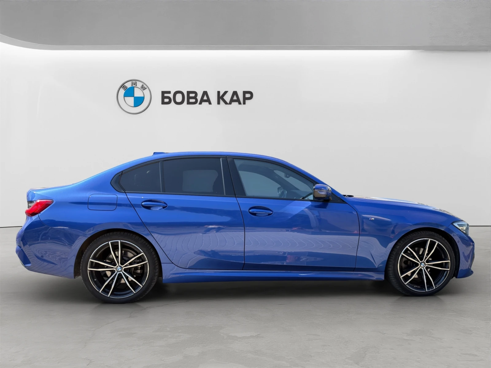 BMW 320 xDrive, снимка 3 - Автомобили и джипове - 55101256