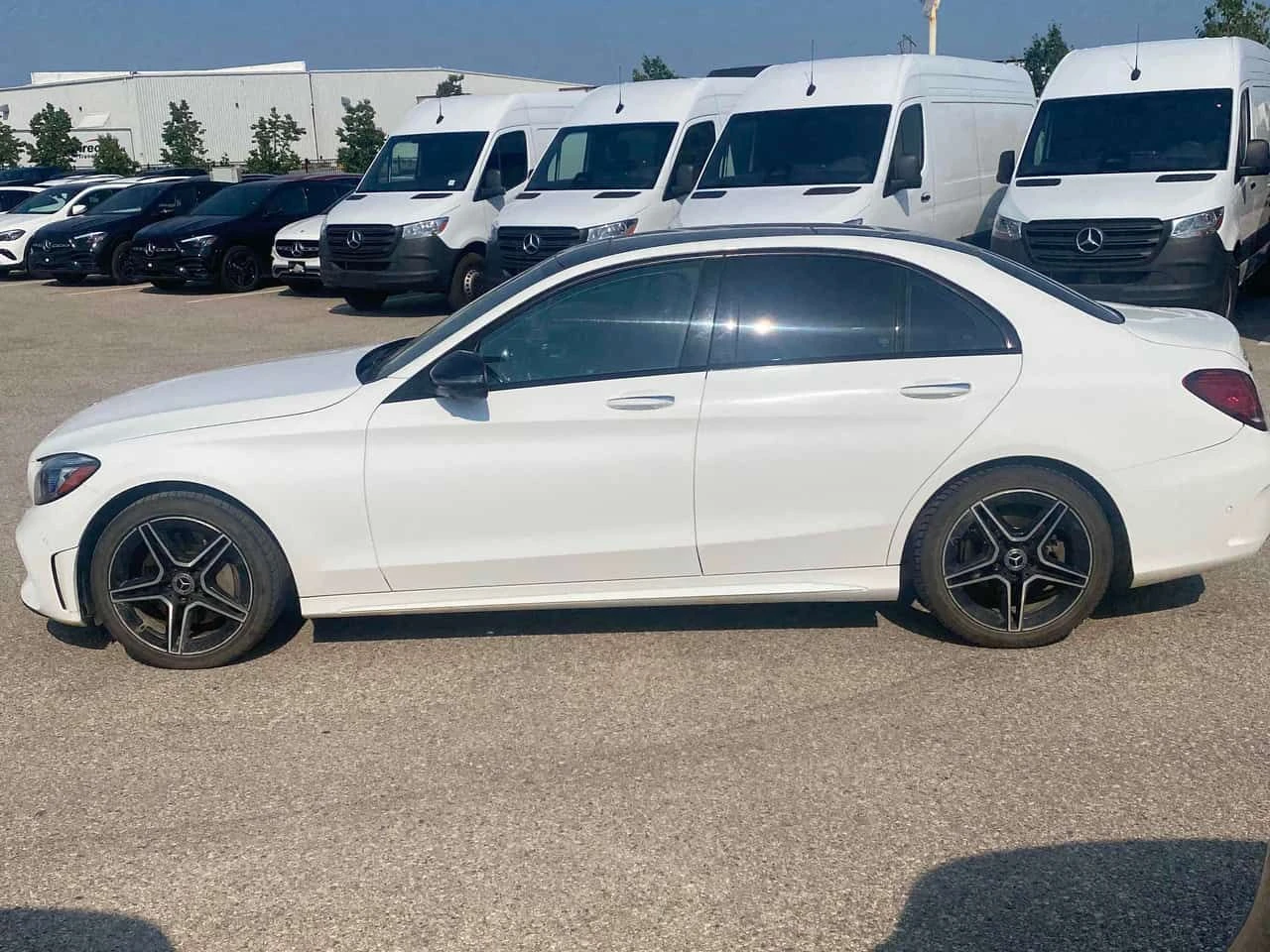 Mercedes-Benz C 300 4MATIC * ГЛАВНО ПРЕДСТАВИТЕЛСТВО НА MERCEDES* , снимка 3 - Автомобили и джипове - 55460167
