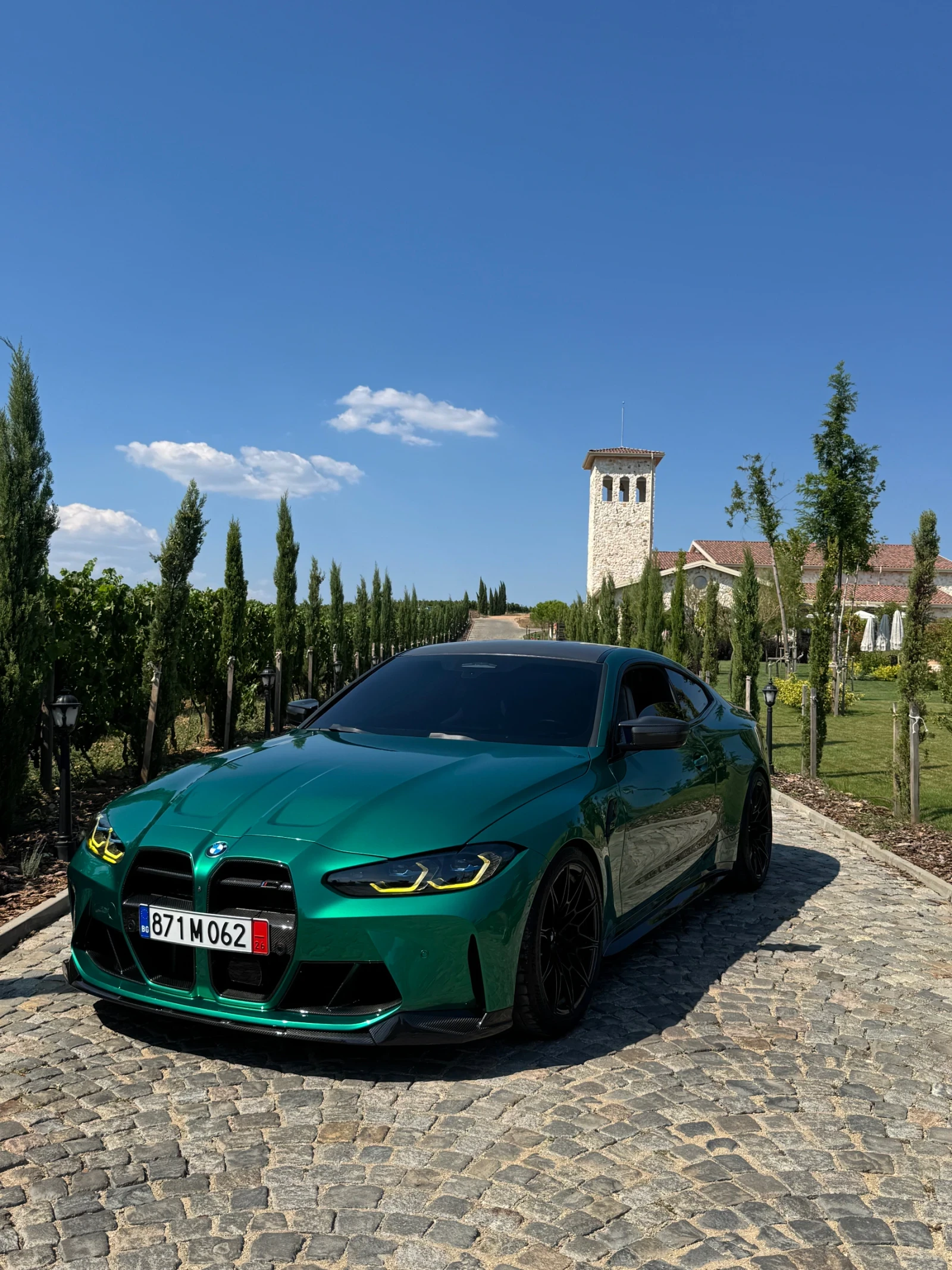 BMW M4 Individual/Bucket Seats/M Carbon exterior package