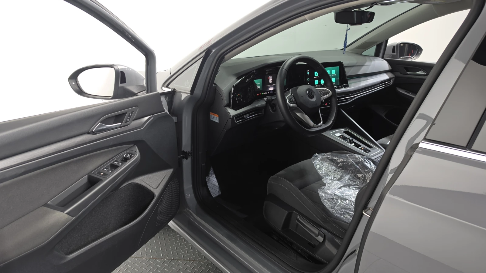 VW Golf 2.0 TDI* BLIND SPOT* КРАЙНА ЦЕНА, снимка 10 - Автомобили и джипове - 55983937