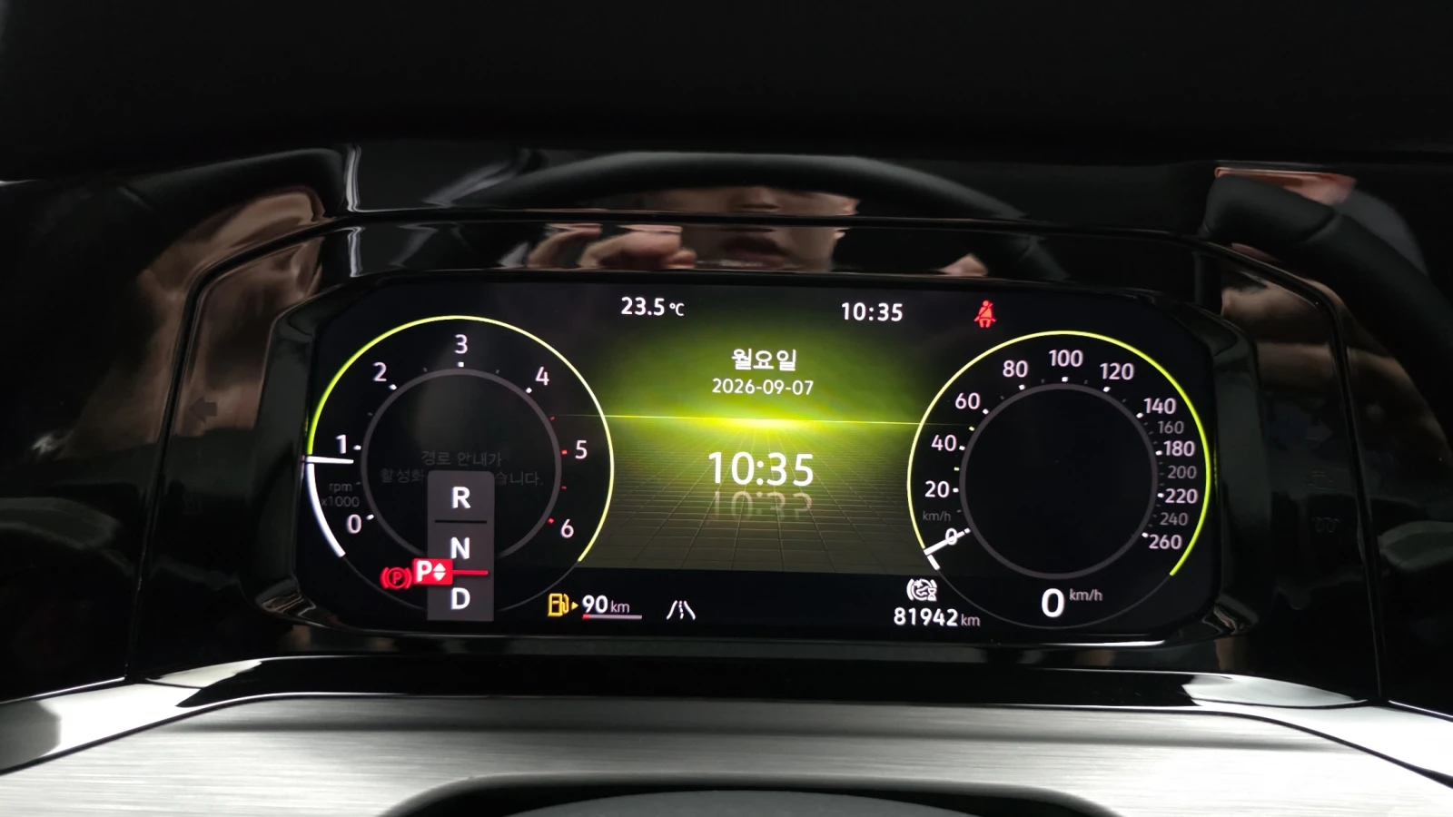 VW Golf 2.0 TDI* HUD* BLIND SPOT* МАСАЖ* ПОДГРЕВ ВОЛАН* КР, снимка 8 - Автомобили и джипове - 55983937