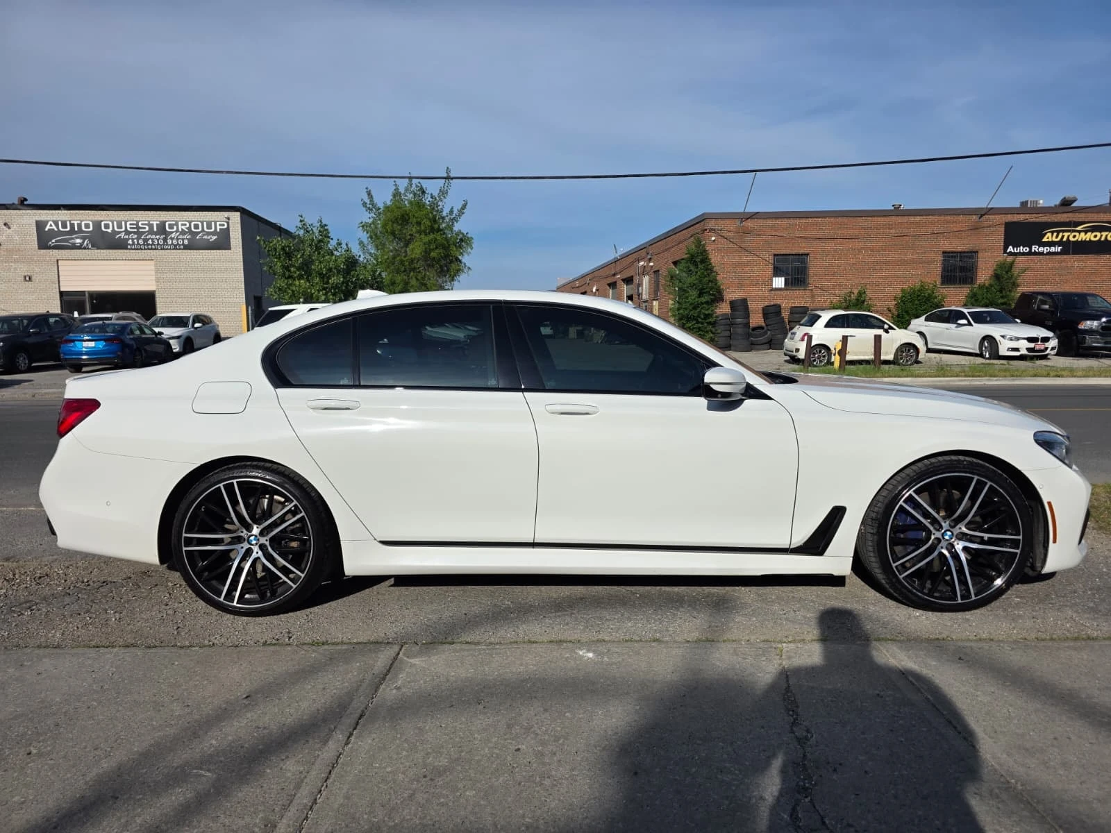 BMW 750 * 750i xDrive * CARFAX * ОПЦИЯ ЗА ФИНАНСИРАНЕ, снимка 3 - Автомобили и джипове - 56156310