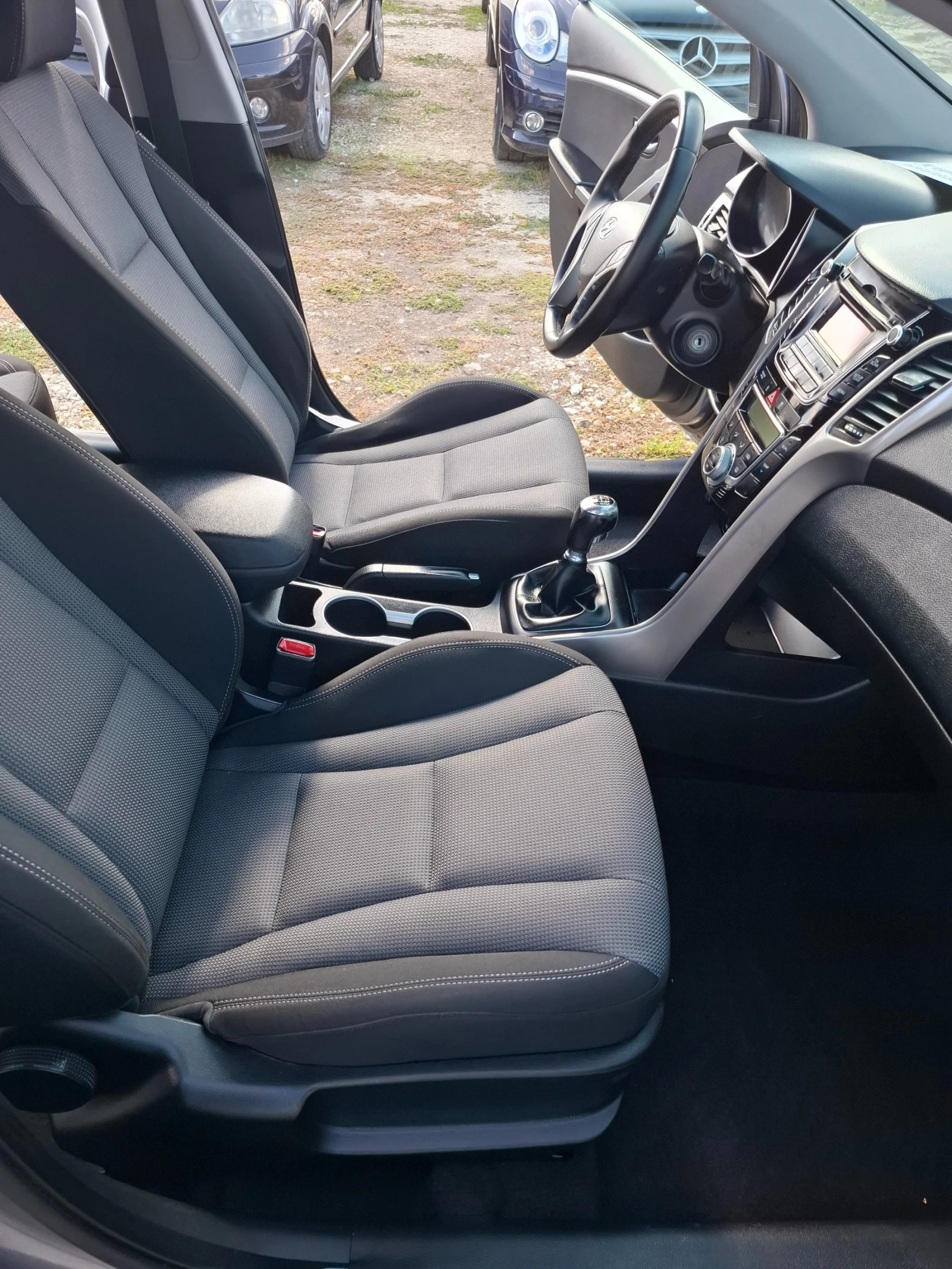 Hyundai I30 4+ 1, снимка 15 - Автомобили и джипове - 56199242