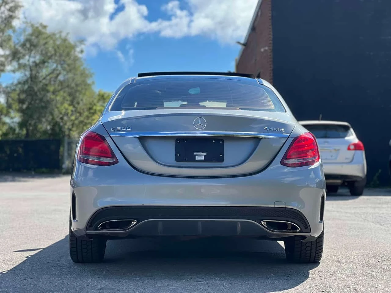 Mercedes-Benz C 300 4MATIC | CARFAX | АВТОКРЕДИТ БЕЗ ПЪРВОНАЧАЛНА, снимка 5 - Автомобили и джипове - 56228457