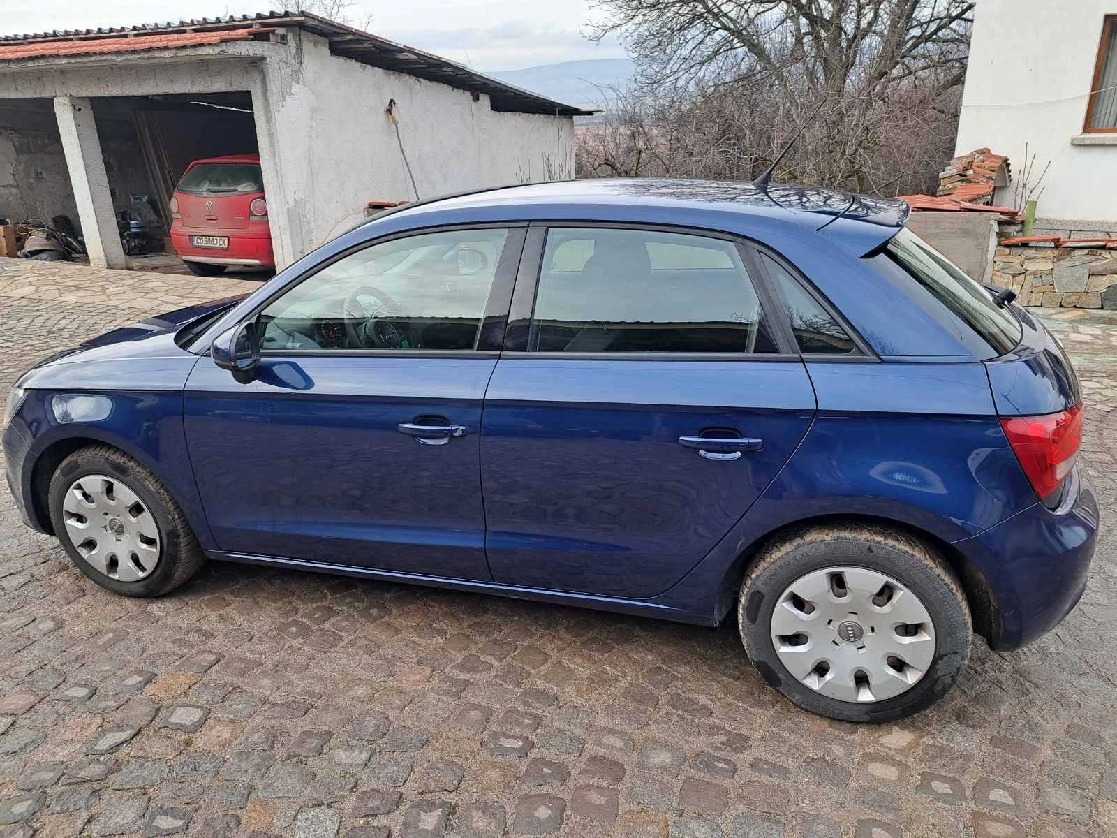Audi A1, снимка 3 - Автомобили и джипове - 56349384