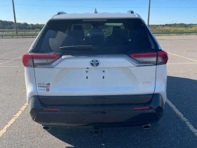 Toyota Rav4  XSE AWD / CARFAX / АВТОКРЕДИТ, снимка 4