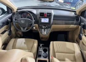 Обява за продажба на Honda Cr-v С-Историята Навигация Панорама Камера Подгрев 4х4  ~24 500 лв. - изображение 5