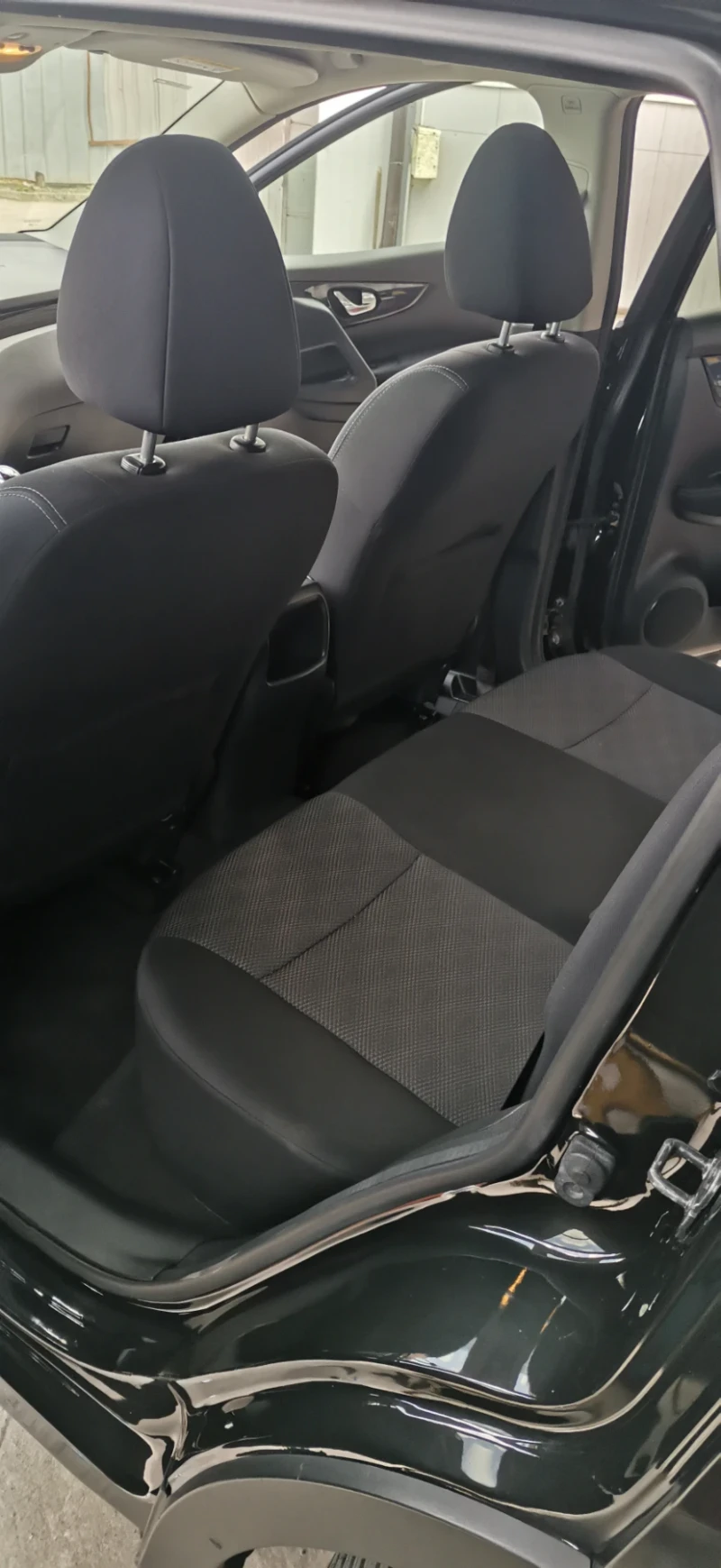 Nissan Qashqai 1.6 , снимка 15 - Автомобили и джипове - 49456224