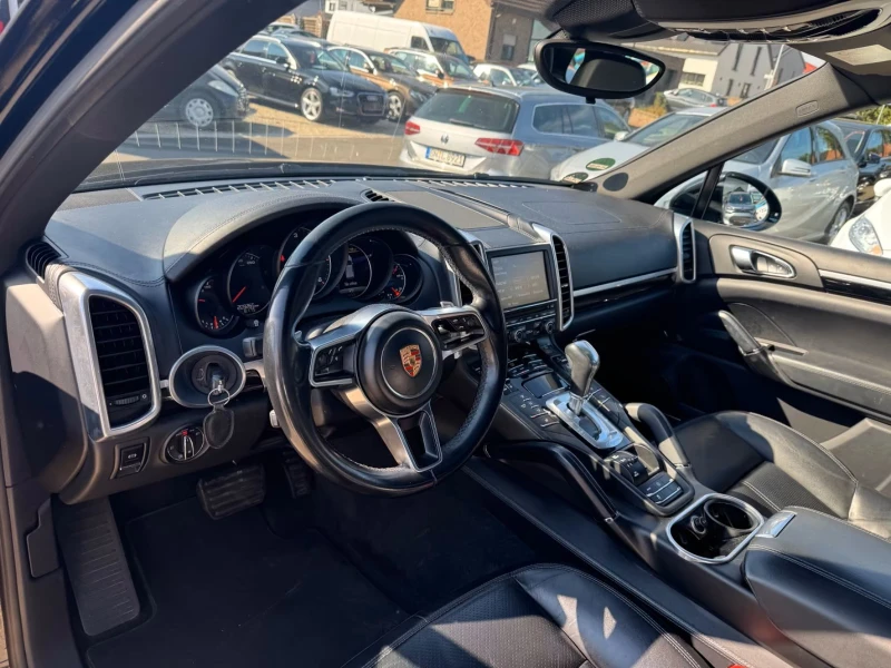 Porsche Cayenne 4.2, снимка 4 - Автомобили и джипове - 51917387