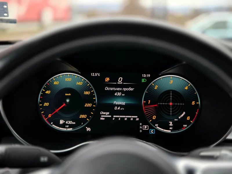 Mercedes-Benz GLC 300 Coupe, снимка 10 - Автомобили и джипове - 52672100